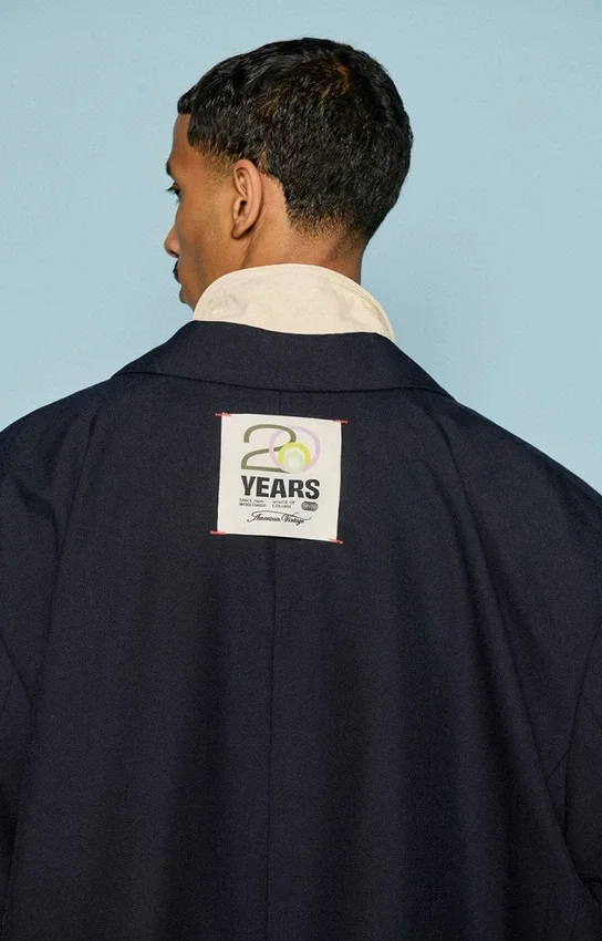 Blazer unisexe Ayani - 20 ans Référence : AYA15A20H26