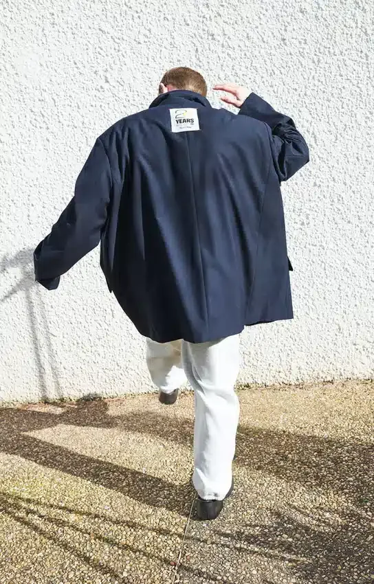 Blazer unisexe Ayani - 20 ans Référence : AYA15A20H26