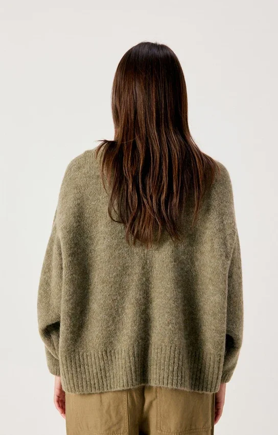 Pull femme East Référence : EAST18VH26