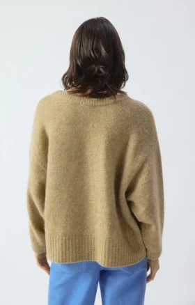 Pull femme East Référence : EAST18VH26