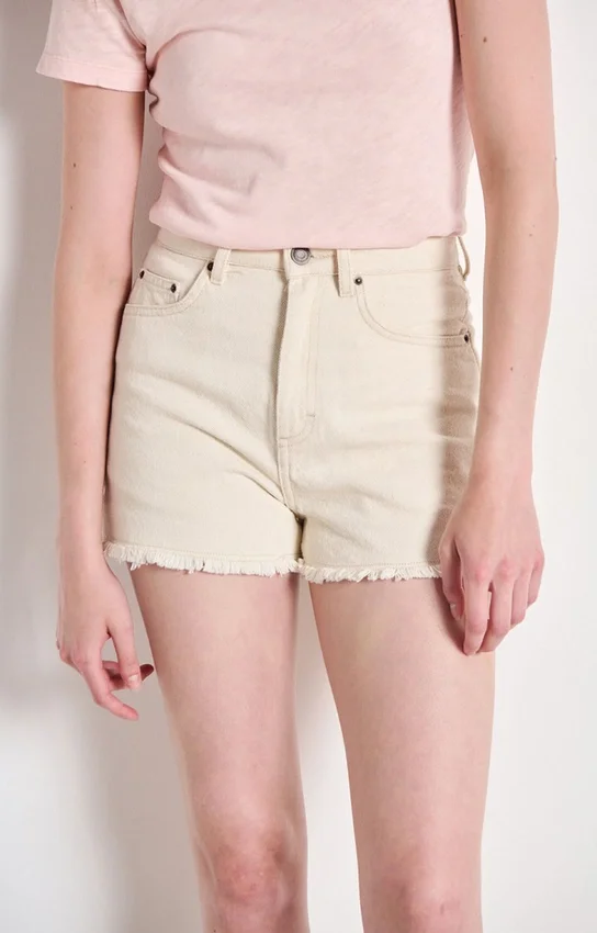 Short pour femme Tineborow Référence : TINE09DH26