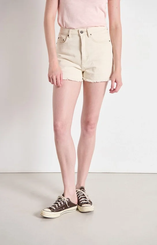 Short pour femme Tineborow Référence : TINE09DH26